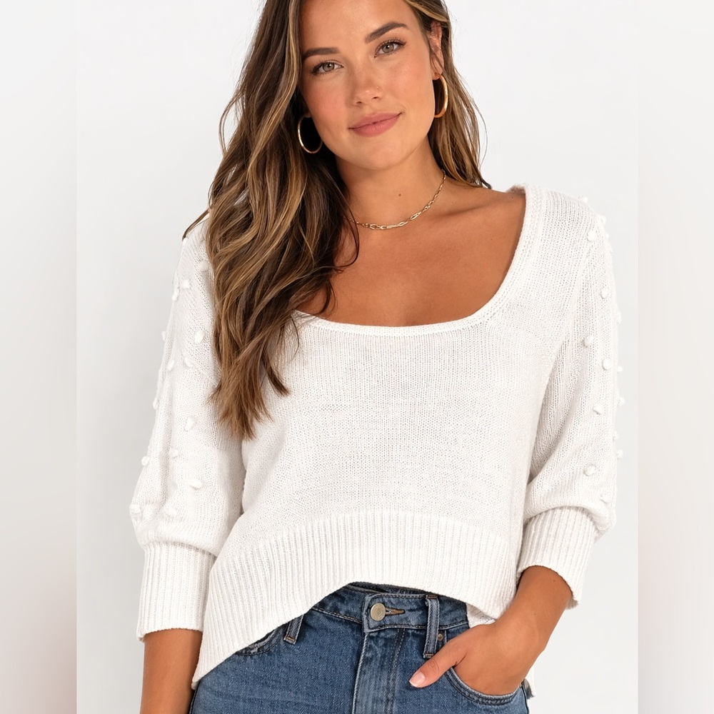 BCBGeneration White square Neck Sweater with Puff Sleeves and Cropped Fit LARGE